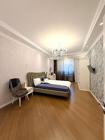 Mənzillər: 3 otaqlı, Yeni tikili, m. Gənclik, 212 kv. m — 4