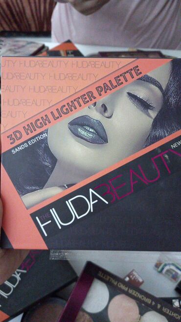 волшебный боб для похудения: Набор косметики, Huda Beauty, 2 продуктов