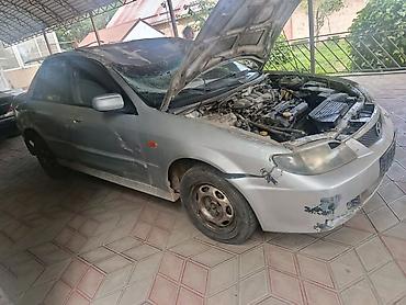 Mazda: Mazda 323: 2002 г., 1.6 л, Механика, Бензин, Седан — 3