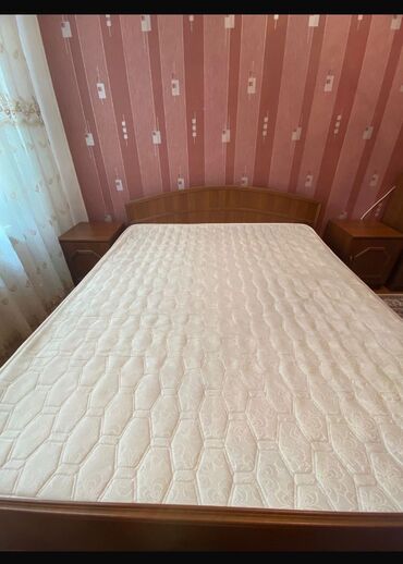 islemis mebeler: İşlənmiş, İkinəfərlik çarpayı, Matras ilə
