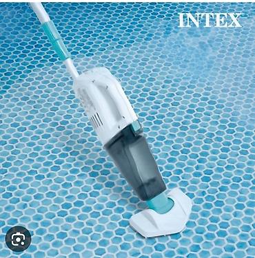 basen intex: İntex PureSpa Rechargeable Pool & Spa Vacuum (29201) - Şarjolunan — 2
