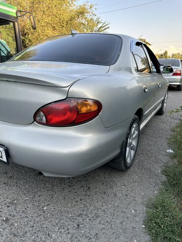 жип сатам: Hyundai Avante: 1999 г., 1.5 л, Механика, Бензин, Седан