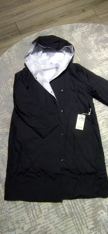 Плащи: Двухсторонний плащ от "Button", цена окончательная at lalafo.kg — 3 Плащи: Двухсторонний плащ от "Button", цена окончательная — 3