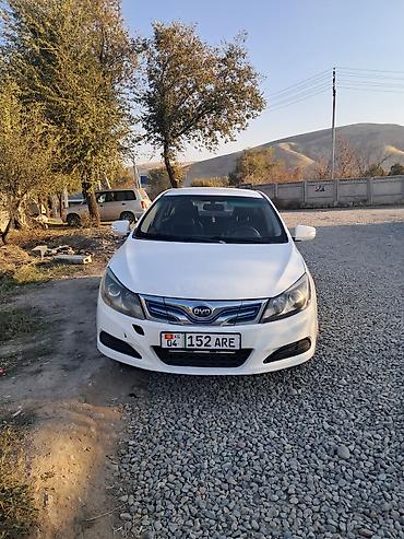 байди е5: BYD E5: 2019 г., Автомат, Электромобиль, Седан — 1