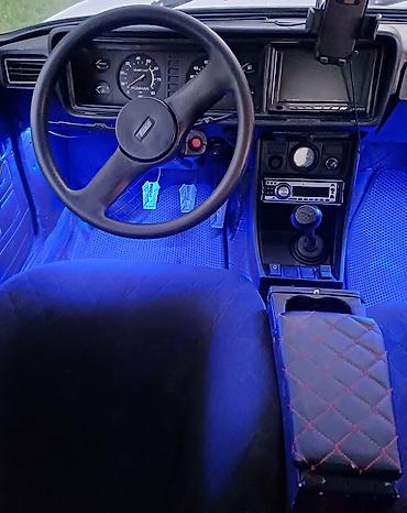 VAZ (LADA): VAZ 2107 sedan - Kuzov: klassik, ağ rəng - Ön hissə: xrom radiator — 10
