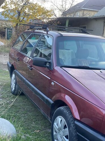 Volkswagen: Volkswagen Passat: 1991 г., 1.8 л, Механика, Бензин, Универсал