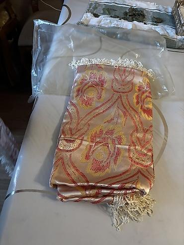 Zərif naxışlı dekorativ örtük/şal - Material: parıltılı atlas tipli lalafo.az -da Zərif naxışlı dekorativ örtük/şal - Material: parıltılı atlas tipli