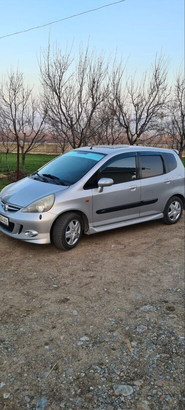 машины фит: Honda Fit: 2007 г., 1.5 л, Автоматические, Бензин, Хэтчбэк