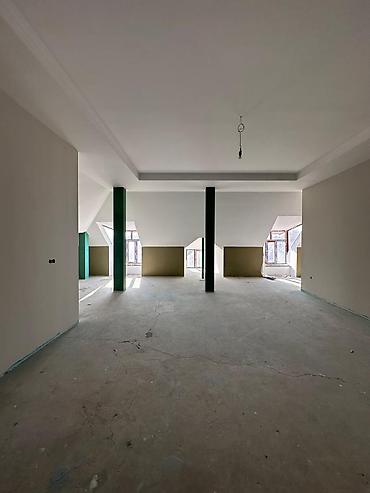 Продажа коттеджей и домов: 📍Расположение: р-н Киргизия-1 отличный 2-х этажный особняк + цоколь, + — 16