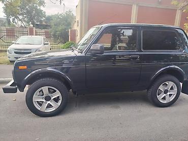 lada diskləri: LADA Niva 3 qapılı SUV - Kuzov: qara rəng, 3 qapılı, qısa baza - Tam — 2