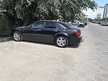 мини машины: Chrysler 300C: 2004 г., 2.7 л, Автомат, Газ, Седан — 5