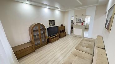 Долгосрочная аренда квартир: 3 комнаты, Риэлтор, Без подселения, С мебелью полностью — 1