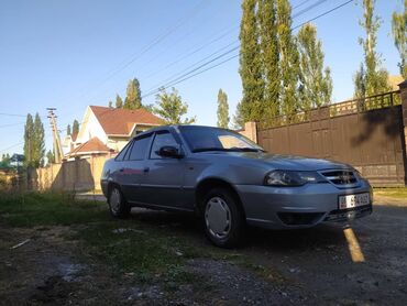 машина 50000: Daewoo Nexia: 2012 г., 1.5 л, Механика, Бензин, Седан