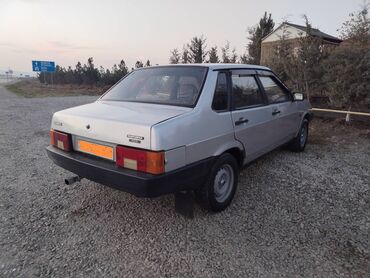 VAZ (LADA): VAZ (LADA) 21099: 1.6 l | 2001 il 380000 km Sedan