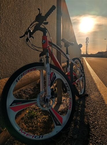 Şəhər velosipedləri: Salam BMW marka velodur. Şəxsi istifadə üçün 4 il öncə 350-azn ə -da lalafo.az — 1 Şəhər velosipedləri: Salam BMW marka velodur. Şəxsi istifadə üçün 4 il öncə 350-azn ə — 1