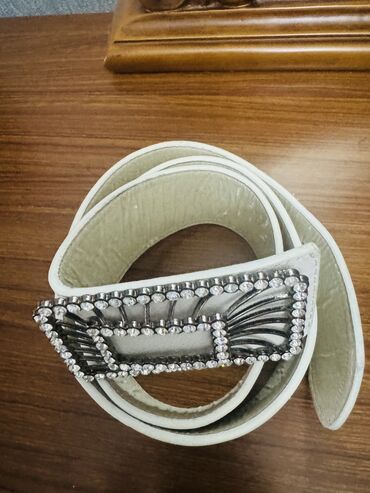 Kəmərlər: Kəmər, Təbii dəri, Yeni — 11