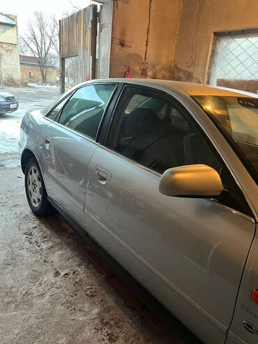 без первоначального взноса машина: Audi A4: 1997 г., 2.6 л, Автомат, Бензин, Седан