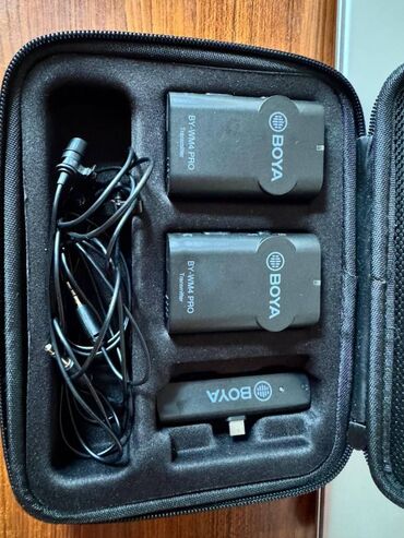 Akkordeonlar: Boya BY-WM4 Pro-K6 Type-C Professional yaxa mikrofonu. İki neferin