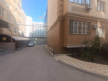 Продажа другой коммерческой недвижимости: Продаю цокольное коммерческое 85 кв помещение, высота потолков 5 — 4