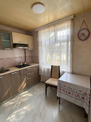 bakida evlerin satisi: Gəncə, 3 otaqlı, Köhnə tikili, 67 kv. m — 4