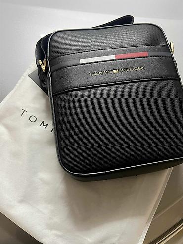 coco chanel: Классическая сумка, Tommy Hilfiger, Материал: Искусственная кожа, Застежка на молнии, Унисекс, Новый — 3