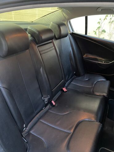 Volkswagen: Volkswagen Passat: 2 l | 2006 il Sedan — 20