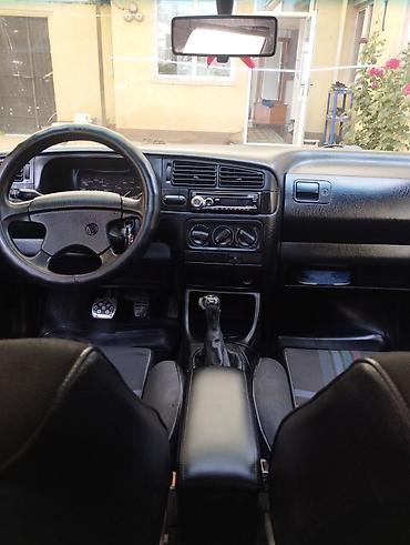 jak авто: Volkswagen Golf: 1994 г., 1.8 л, Механика, Бензин, Хэтчбэк — 5