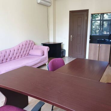 Ofislər: Nəsimi rayonu,Memar Əcəmi,Asif Məhərrəmov küçəsində,Al marketin — 8