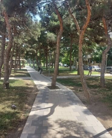 Köhnə tikili: Bakı, 4-cü mikrorayon, 3 otaqlı, Köhnə tikili, m. Memar Əcəmi, 55 kv. m — 2