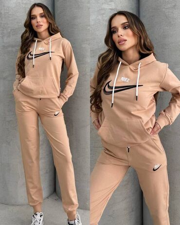 Gornji i donji deo: Zenske trenerke S,M,L,XL,XXL velicine za samo 3900 din
pb — 7