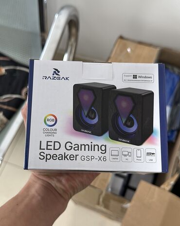 колонка speaker: Калонка WINSTAR RAZEAK GSP-X6 Speakers 2*3W 2.07-COLOR LED USB Новый