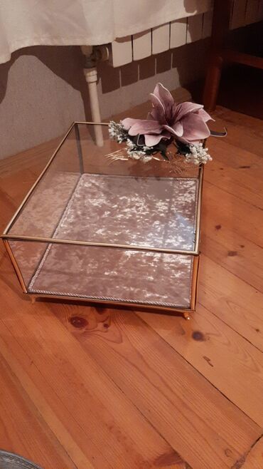 Digər dəstlər və servizlər: 16 ededdir 700 alinib 500 e satilir kim alsa taksiyle unvana — 9