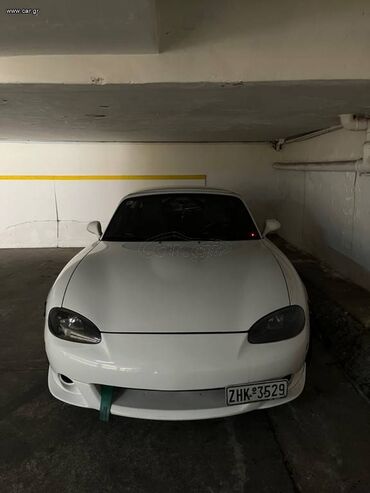 Οχήματα: Mazda MX-5: 1.6 l. | 2001 έ. Καμπριολέ