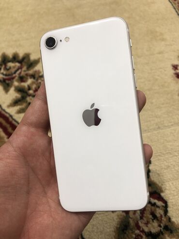 aifon se: IPhone SE 2020, Б/у, 64 ГБ, Белый, 77 %