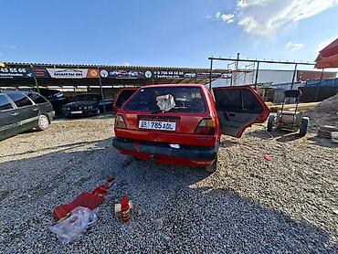 323 mazda: Volkswagen Golf: 1991 г., 1.8 л, Механика, Бензин, Хэтчбэк — 4