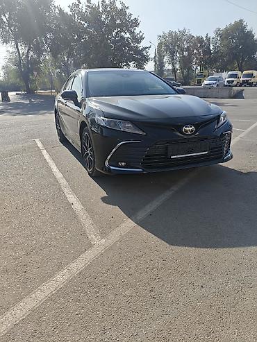камера трактора: Toyota Camry: 2023 г., 2.5 л, Типтроник, Бензин, Седан — 2