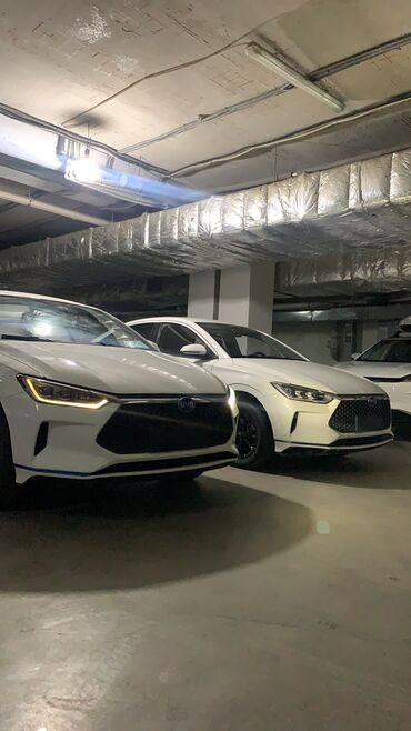 BYD: BYD : 2020 г., 3 л, Типтроник, Электромобиль, Седан