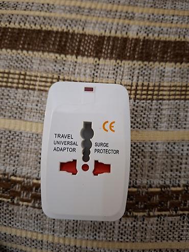 Səyahət üçün universal adapter