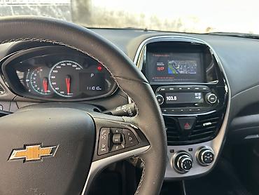 Chevrolet: Chevrolet Spark: 2017 г., 1 л, Вариатор, Бензин, Хэтчбэк — 12