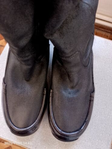 Çəkmələr: Qış çəkmələri - Rəng: qara (altlıq bej rəngli) - Material: yumşaq üst — 11