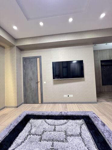 Посуточная аренда квартир: 1 комната, Постельное белье, Кондиционер, Парковка — 6