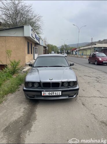 галф 2: BMW 5 series: 1992 г., 2.5 л, Механика, Бензин, Седан