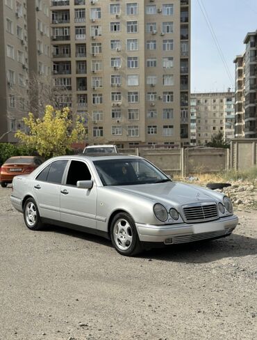 крыло марк 2: Mercedes-Benz : 1999 г., 3.2 л, Типтроник, Бензин, Седан