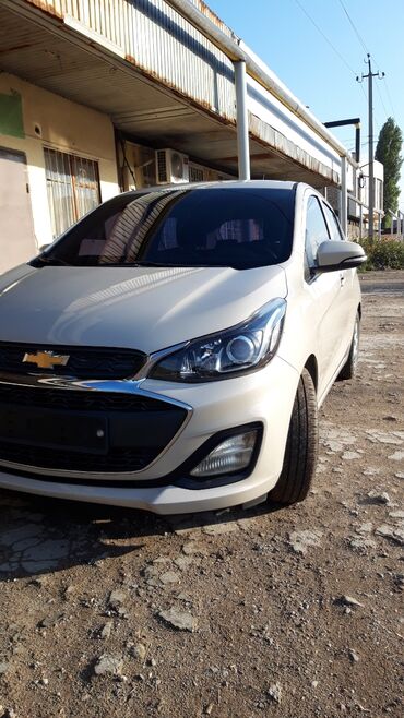 авенте 1: Chevrolet Spark: 2019 г., 1 л, Автомат, Бензин, Хэтчбэк