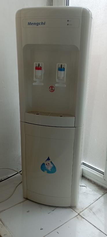 su aparat: Mengchi su paylayıcısı (dispenser) - İsti və soyuq su üçün iki ayrı — 1