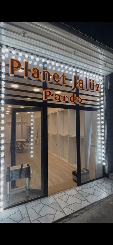 Qızdırıcı və isidicilər: Mağaza qapıları Şüşə