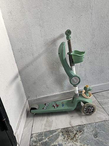 sukuter: Xaricdən alınıb. Təkərləri işıqlıdır. Demək olar ki, yenidir. Uşaq — 2