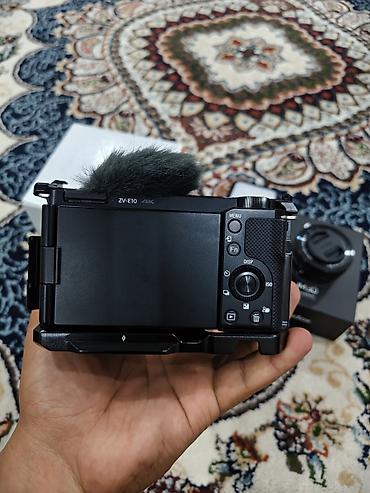 sony a: Комплект для фото/видео на базе Sony ZV‑E10 (APS‑C, 4K) Состав — 2