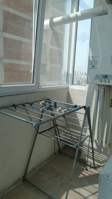 Uzunmüddətli kirayə mənzillər: Ev xirdalanda Kristal Absrron 1 de yerlesir evin her bir esyasi var — 7