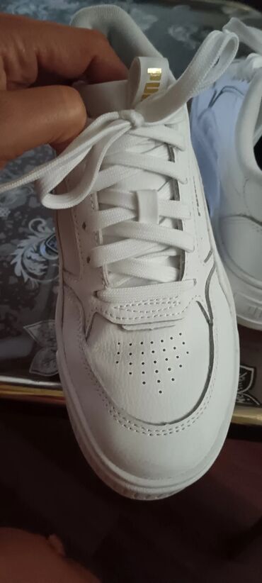 Women's Sneakers and athletic shoes: Puma ženske patike – bele kožne sneakers - Model sa podignutim — 6